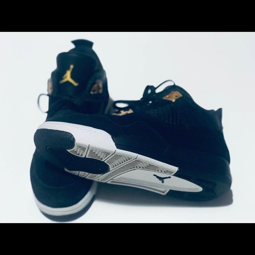JORDAN ROYALTY RETRO 4